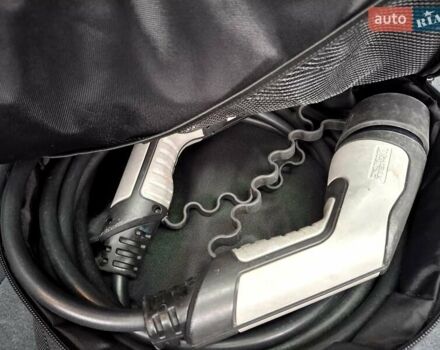 Серый Опель Ampera-e, объемом двигателя 0 л и пробегом 97 тыс. км за 15500 $, фото 24 на Automoto.ua