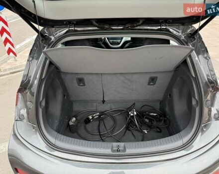 Серый Опель Ampera-e, объемом двигателя 0 л и пробегом 135 тыс. км за 15100 $, фото 22 на Automoto.ua