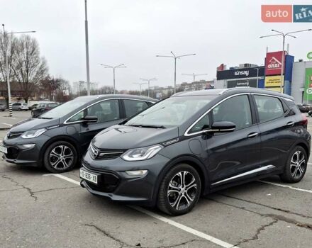 Серый Опель Ampera-e, объемом двигателя 0 л и пробегом 97 тыс. км за 15500 $, фото 5 на Automoto.ua