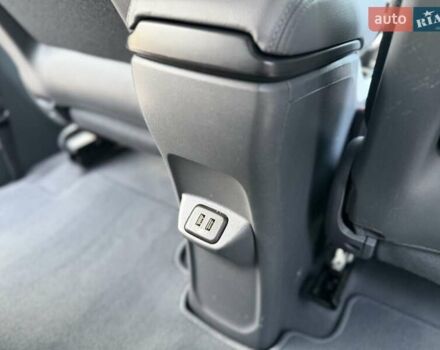 Серый Опель Ampera-e, объемом двигателя 0 л и пробегом 85 тыс. км за 14950 $, фото 40 на Automoto.ua