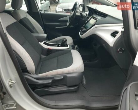 Серый Опель Ampera-e, объемом двигателя 0 л и пробегом 118 тыс. км за 15399 $, фото 28 на Automoto.ua