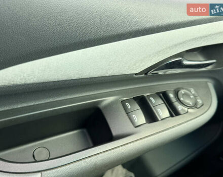 Серый Опель Ampera-e, объемом двигателя 0 л и пробегом 57 тыс. км за 17500 $, фото 17 на Automoto.ua