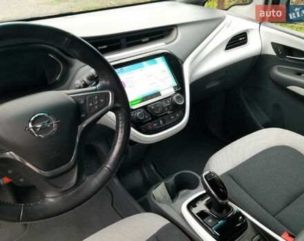 Серый Опель Ampera-e, объемом двигателя 0 л и пробегом 118 тыс. км за 15399 $, фото 21 на Automoto.ua