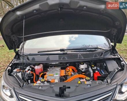 Сірий Опель Ampera-e, об'ємом двигуна 0 л та пробігом 68 тис. км за 15500 $, фото 21 на Automoto.ua