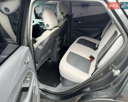 Серый Опель Ampera-e, объемом двигателя 0 л и пробегом 57 тыс. км за 17500 $, фото 11 на Automoto.ua