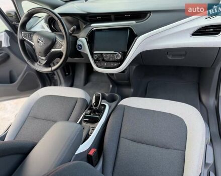 Серый Опель Ampera-e, объемом двигателя 0 л и пробегом 85 тыс. км за 14950 $, фото 42 на Automoto.ua