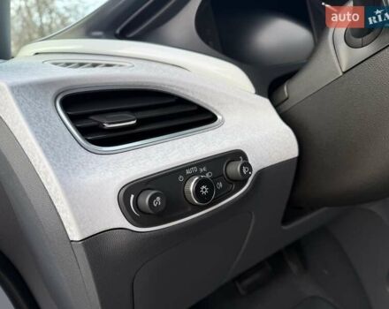 Серый Опель Ampera-e, объемом двигателя 0 л и пробегом 85 тыс. км за 14950 $, фото 53 на Automoto.ua