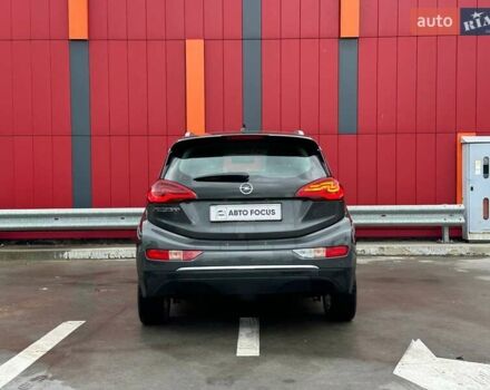 Серый Опель Ampera-e, объемом двигателя 0 л и пробегом 180 тыс. км за 14990 $, фото 5 на Automoto.ua