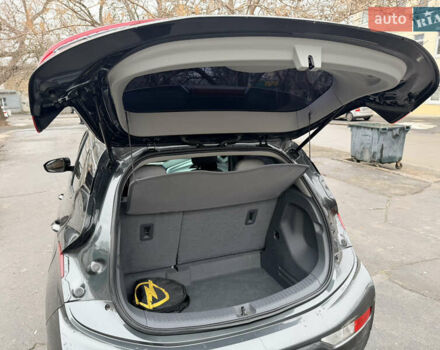 Серый Опель Ampera-e, объемом двигателя 0 л и пробегом 57 тыс. км за 17500 $, фото 9 на Automoto.ua