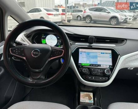 Серый Опель Ampera-e, объемом двигателя 0 л и пробегом 180 тыс. км за 14990 $, фото 12 на Automoto.ua