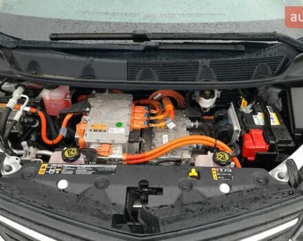 Серый Опель Ampera-e, объемом двигателя 0 л и пробегом 118 тыс. км за 15399 $, фото 14 на Automoto.ua