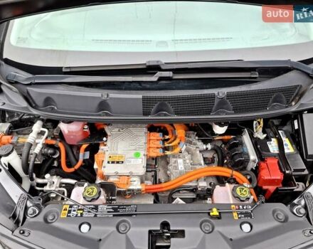 Серый Опель Ampera-e, объемом двигателя 0 л и пробегом 97 тыс. км за 15500 $, фото 30 на Automoto.ua