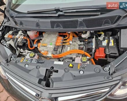 Сірий Опель Ampera-e, об'ємом двигуна 0 л та пробігом 131 тис. км за 16300 $, фото 29 на Automoto.ua