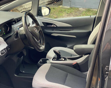 Серый Опель Ampera-e, объемом двигателя 0 л и пробегом 111 тыс. км за 15450 $, фото 28 на Automoto.ua