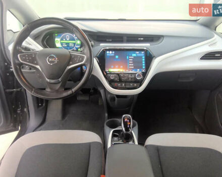 Серый Опель Ampera-e, объемом двигателя 0 л и пробегом 111 тыс. км за 15450 $, фото 80 на Automoto.ua