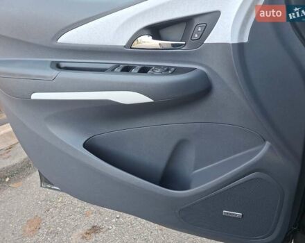 Серый Опель Ampera-e, объемом двигателя 0 л и пробегом 104 тыс. км за 16400 $, фото 18 на Automoto.ua