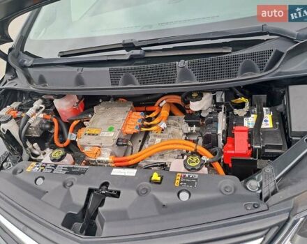 Серый Опель Ampera-e, объемом двигателя 0 л и пробегом 131 тыс. км за 16200 $, фото 47 на Automoto.ua