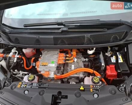 Сірий Опель Ampera-e, об'ємом двигуна 0 л та пробігом 116 тис. км за 16500 $, фото 28 на Automoto.ua