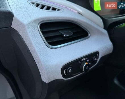 Сірий Опель Ampera-e, об'ємом двигуна 0 л та пробігом 37 тис. км за 18300 $, фото 28 на Automoto.ua