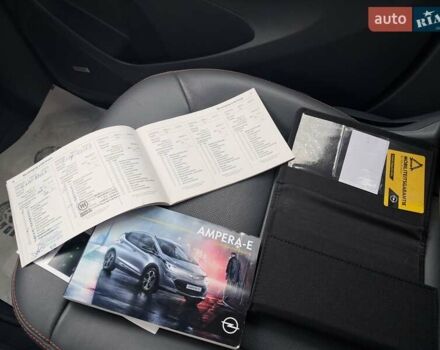 Серый Опель Ampera-e, объемом двигателя 0 л и пробегом 131 тыс. км за 16200 $, фото 11 на Automoto.ua