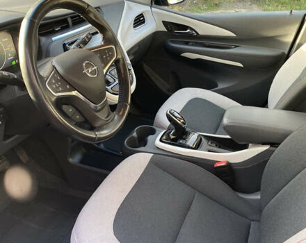 Серый Опель Ampera-e, объемом двигателя 0 л и пробегом 111 тыс. км за 15450 $, фото 24 на Automoto.ua