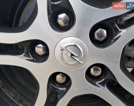 Серый Опель Ampera-e, объемом двигателя 0 л и пробегом 131 тыс. км за 16200 $, фото 8 на Automoto.ua