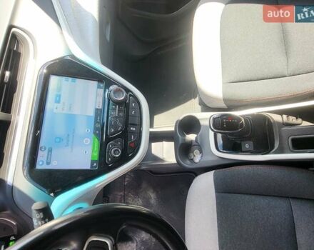 Серый Опель Ampera-e, объемом двигателя 0 л и пробегом 77 тыс. км за 16417 $, фото 3 на Automoto.ua