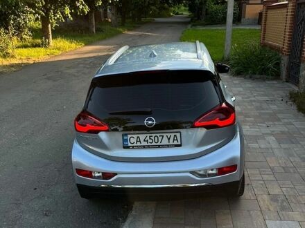 Серый Опель Ampera-e, объемом двигателя 0 л и пробегом 65 тыс. км за 16200 $, фото 1 на Automoto.ua
