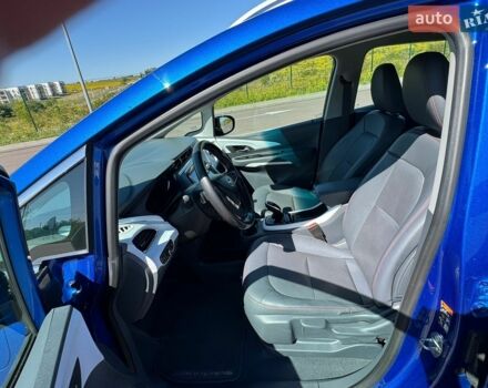 Синий Опель Ampera-e, объемом двигателя 0 л и пробегом 79 тыс. км за 14999 $, фото 11 на Automoto.ua