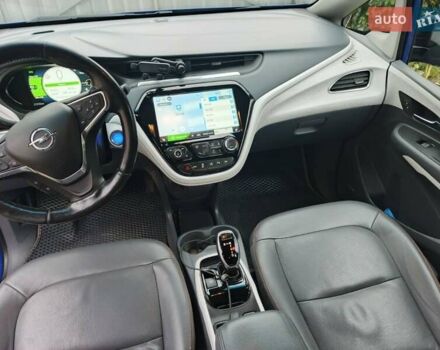 Синий Опель Ampera-e, объемом двигателя 0 л и пробегом 272 тыс. км за 15300 $, фото 10 на Automoto.ua