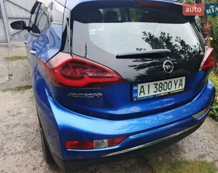 Синий Опель Ampera-e, объемом двигателя 0 л и пробегом 272 тыс. км за 15300 $, фото 2 на Automoto.ua