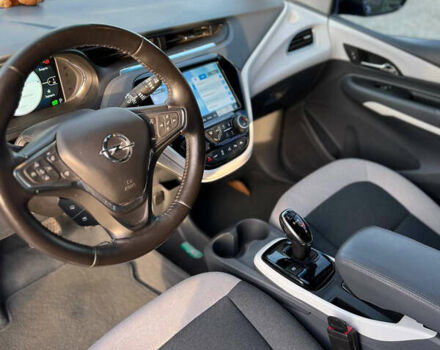 Синий Опель Ampera-e, объемом двигателя 0 л и пробегом 90 тыс. км за 15113 $, фото 13 на Automoto.ua