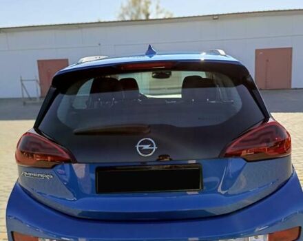 Синий Опель Ampera-e, объемом двигателя 0 л и пробегом 111 тыс. км за 15550 $, фото 6 на Automoto.ua