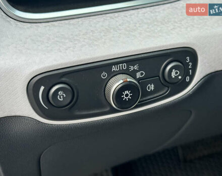 Синий Опель Ampera-e, объемом двигателя 0 л и пробегом 135 тыс. км за 15300 $, фото 50 на Automoto.ua