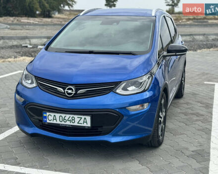 Синий Опель Ampera-e, объемом двигателя 0 л и пробегом 135 тыс. км за 15300 $, фото 3 на Automoto.ua