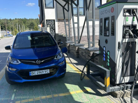 Синий Опель Ampera-e, объемом двигателя 0 л и пробегом 227 тыс. км за 14500 $, фото 1 на Automoto.ua