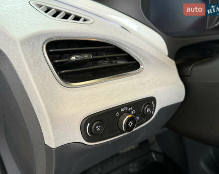 Оранжевый Опель Ampera-e, объемом двигателя 0 л и пробегом 137 тыс. км за 14499 $, фото 45 на Automoto.ua