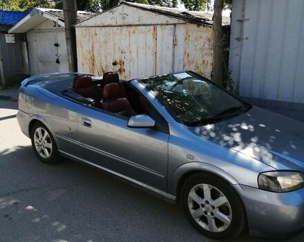 Серый Опель Astra Coupe Bertone, объемом двигателя 2.2 л и пробегом 176 тыс. км за 6500 $, фото 4 на Automoto.ua