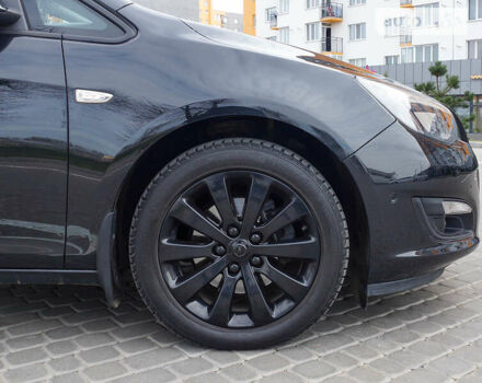 Черный Опель Astra Sports Tourer, объемом двигателя 1.6 л и пробегом 185 тыс. км за 9600 $, фото 13 на Automoto.ua