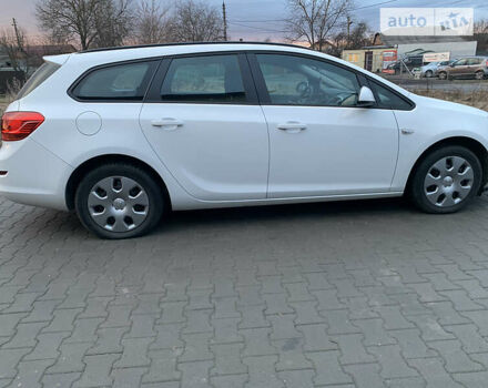 Опель Astra Sports Tourer, объемом двигателя 1.7 л и пробегом 214 тыс. км за 7700 $, фото 6 на Automoto.ua