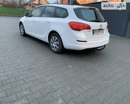 Опель Astra Sports Tourer, объемом двигателя 1.7 л и пробегом 214 тыс. км за 7700 $, фото 3 на Automoto.ua