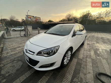 Опель Astra Sports Tourer 2012 у Ужгороді на Automoto.ua Опель Astra Sports Tourer, об'ємом двигуна 1.6 л та пробігом 223 тис. км за 7800 $, фото 1 на Automoto.ua
