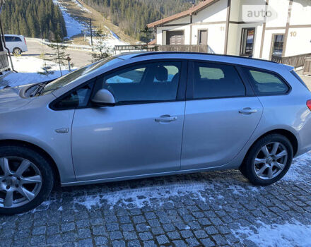 Серый Опель Astra Sports Tourer, объемом двигателя 1.7 л и пробегом 285 тыс. км за 6500 $, фото 3 на Automoto.ua