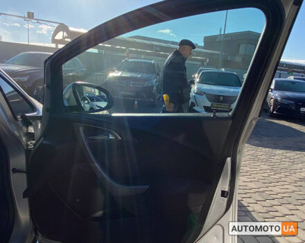 Серый Опель Astra Sports Tourer, объемом двигателя 1.3 л и пробегом 224 тыс. км за 7200 $, фото 17 на Automoto.ua