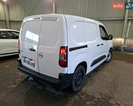 Белый Опель Combo-e, объемом двигателя 0 л и пробегом 56 тыс. км за 18900 $, фото 3 на Automoto.ua