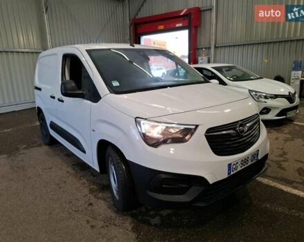 Белый Опель Combo-e, объемом двигателя 0 л и пробегом 56 тыс. км за 18900 $, фото 5 на Automoto.ua