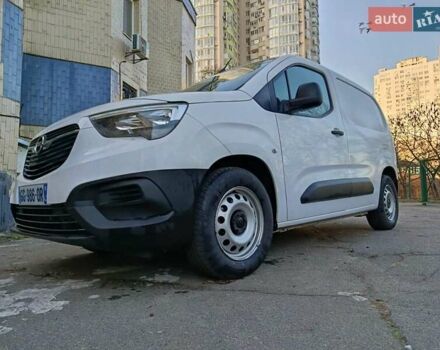 Белый Опель Combo-e, объемом двигателя 0 л и пробегом 56 тыс. км за 18900 $, фото 27 на Automoto.ua