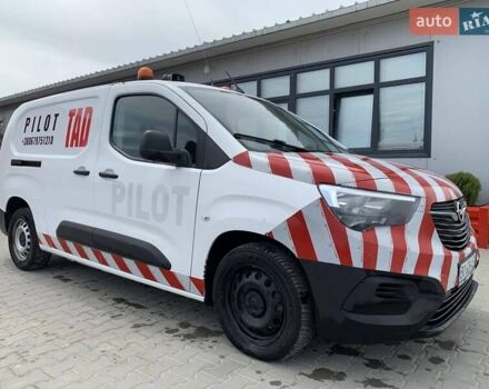 Білий Опель Combo-e, об'ємом двигуна 1.56 л та пробігом 310 тис. км за 12500 $, фото 3 на Automoto.ua