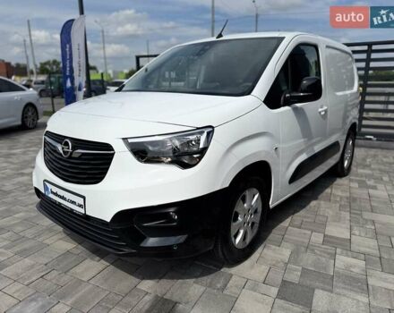 Белый Опель Combo-e, объемом двигателя 0 л и пробегом 38 тыс. км за 18900 $, фото 7 на Automoto.ua