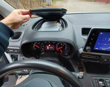 Білий Опель Combo-e, об'ємом двигуна 0 л та пробігом 26 тис. км за 19000 $, фото 15 на Automoto.ua